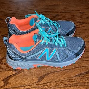 NEW BALANCE TECHRIDE 410 v5 TRAIL RUNNING SHOES   SIZE 8